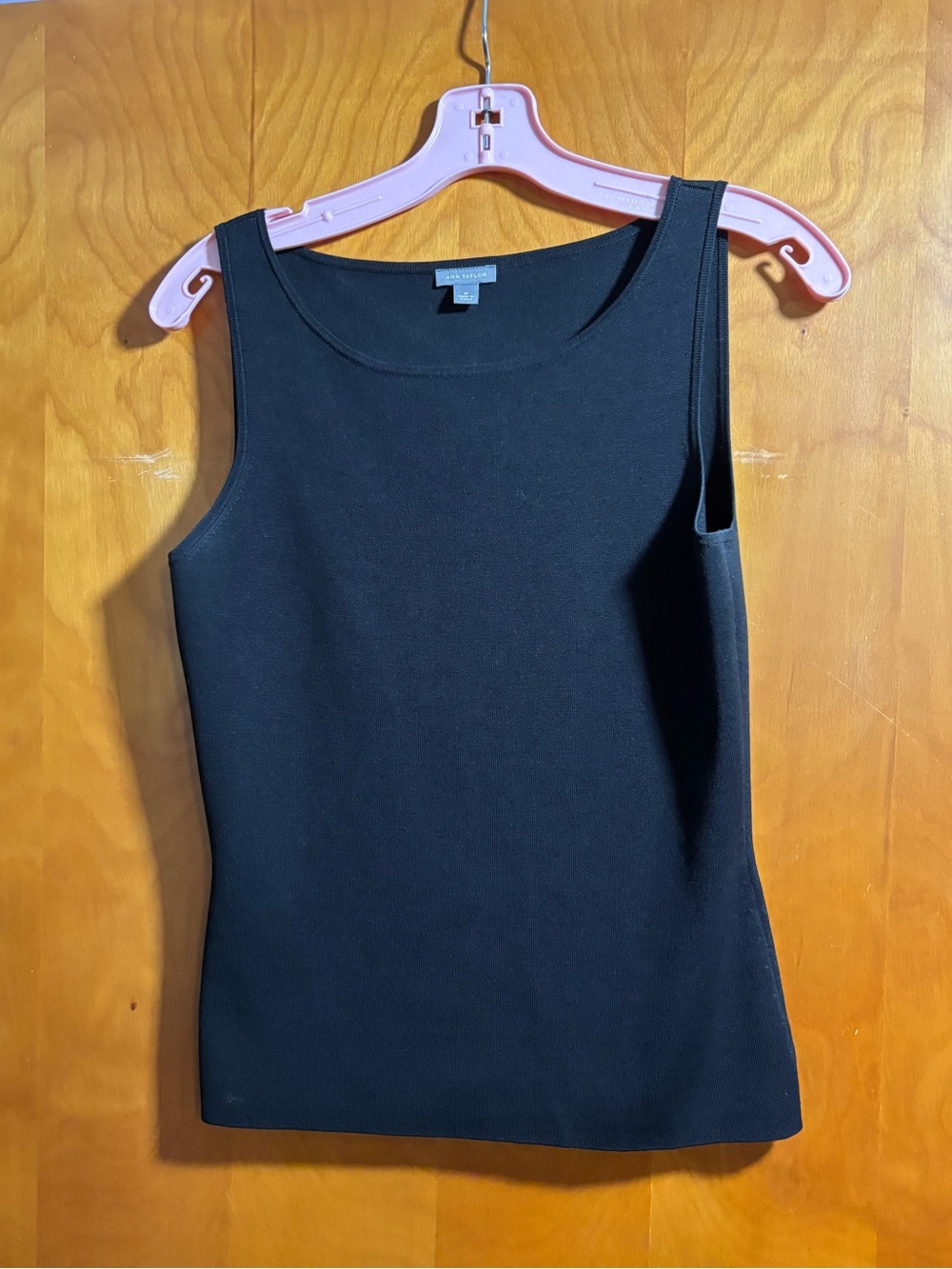 Ann Taylor Black Sleeveless Tank Top, size M